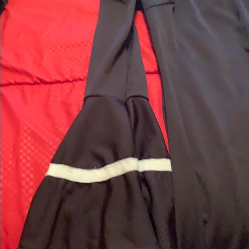 Dresses - Picture 4 of 8